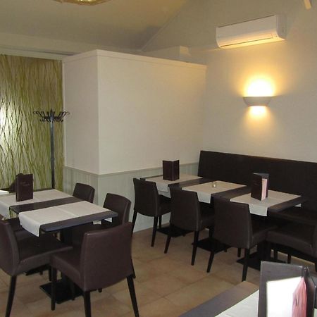 Hotel Klein Nederlo Vlezenbeek エクステリア 写真