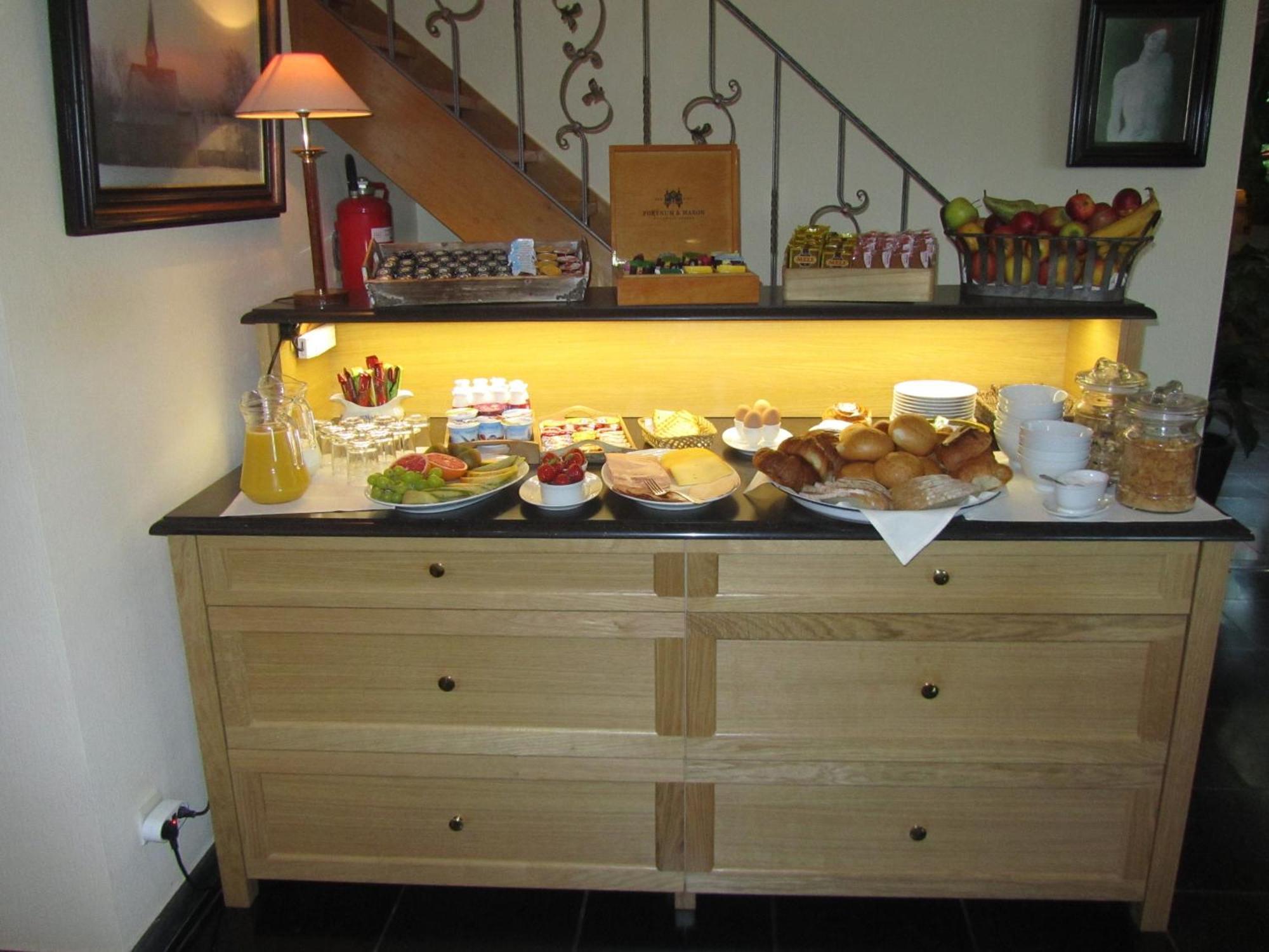 Hotel Klein Nederlo Vlezenbeek エクステリア 写真