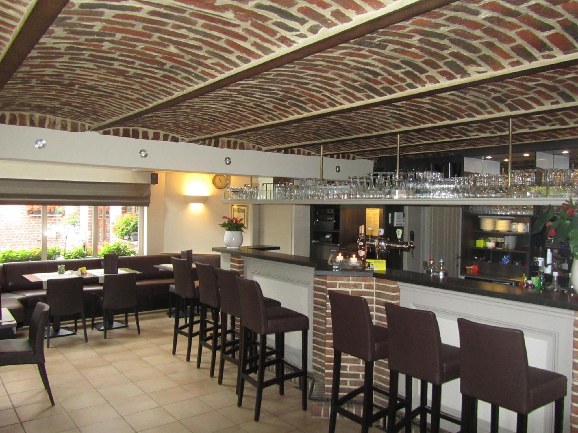Hotel Klein Nederlo Vlezenbeek エクステリア 写真