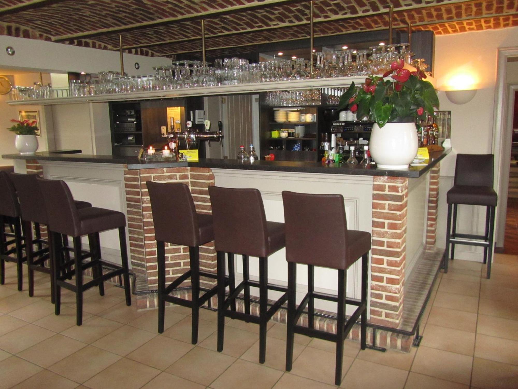 Hotel Klein Nederlo Vlezenbeek エクステリア 写真